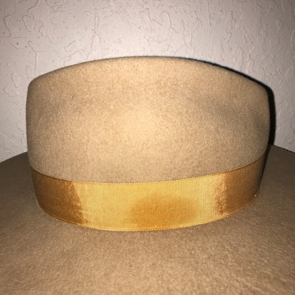Gladys Tamez Hat - Picture 4 of 7